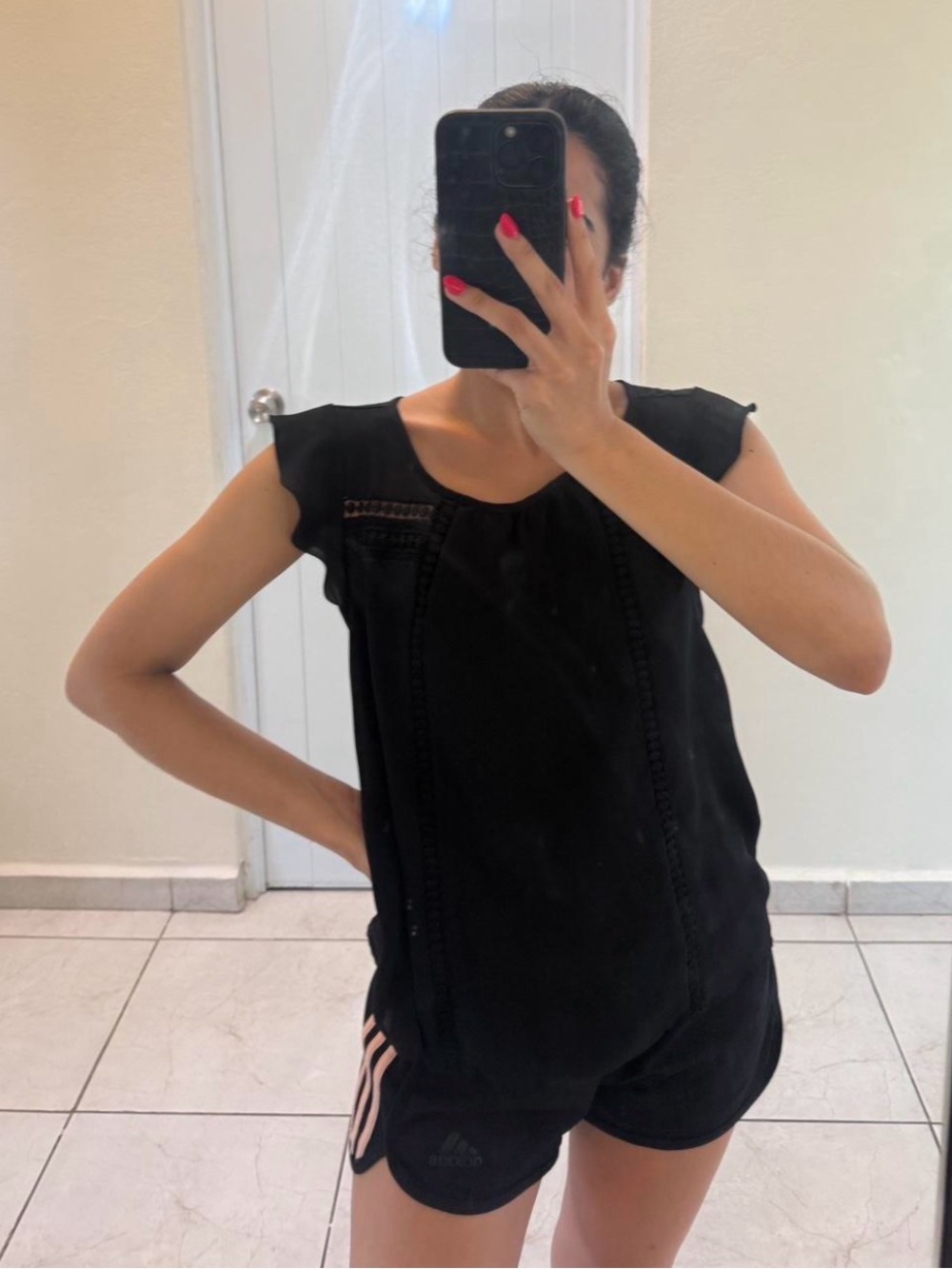 iris Black Sleeveless Tank with Delicate Trim
